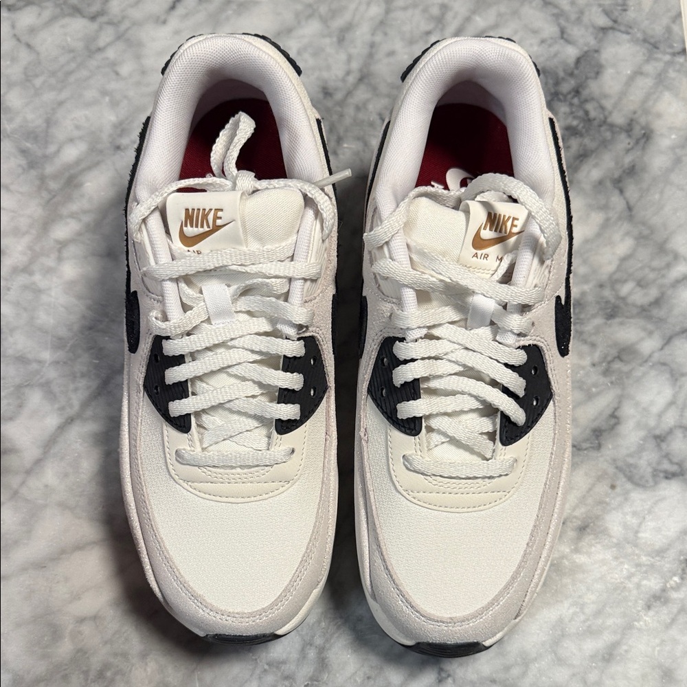Nike Air Max White and Black Sneakers